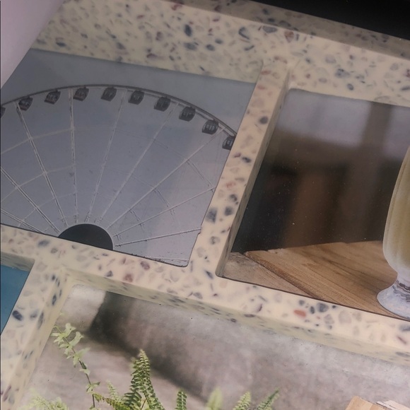 Umbra Edge Multi-Photo Display - Speckled White - Picture 3 of 3